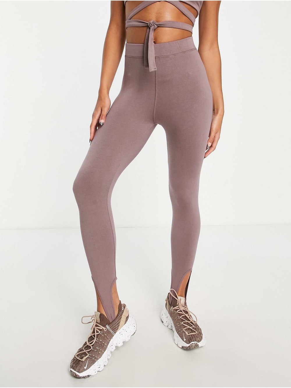 High-Rise Mauve Stirrup Leggings with Ankle Cut